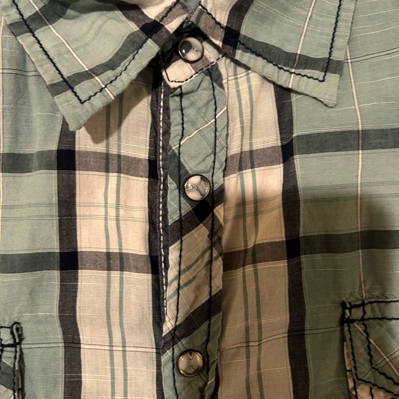 BKE men’s short sleeve button up shirt. Like new condition - Picture 4 of 4